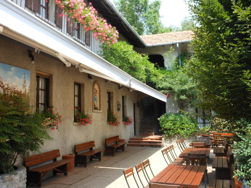 Orsenigo Agriturismo Cassinazza מראה חיצוני תמונה
