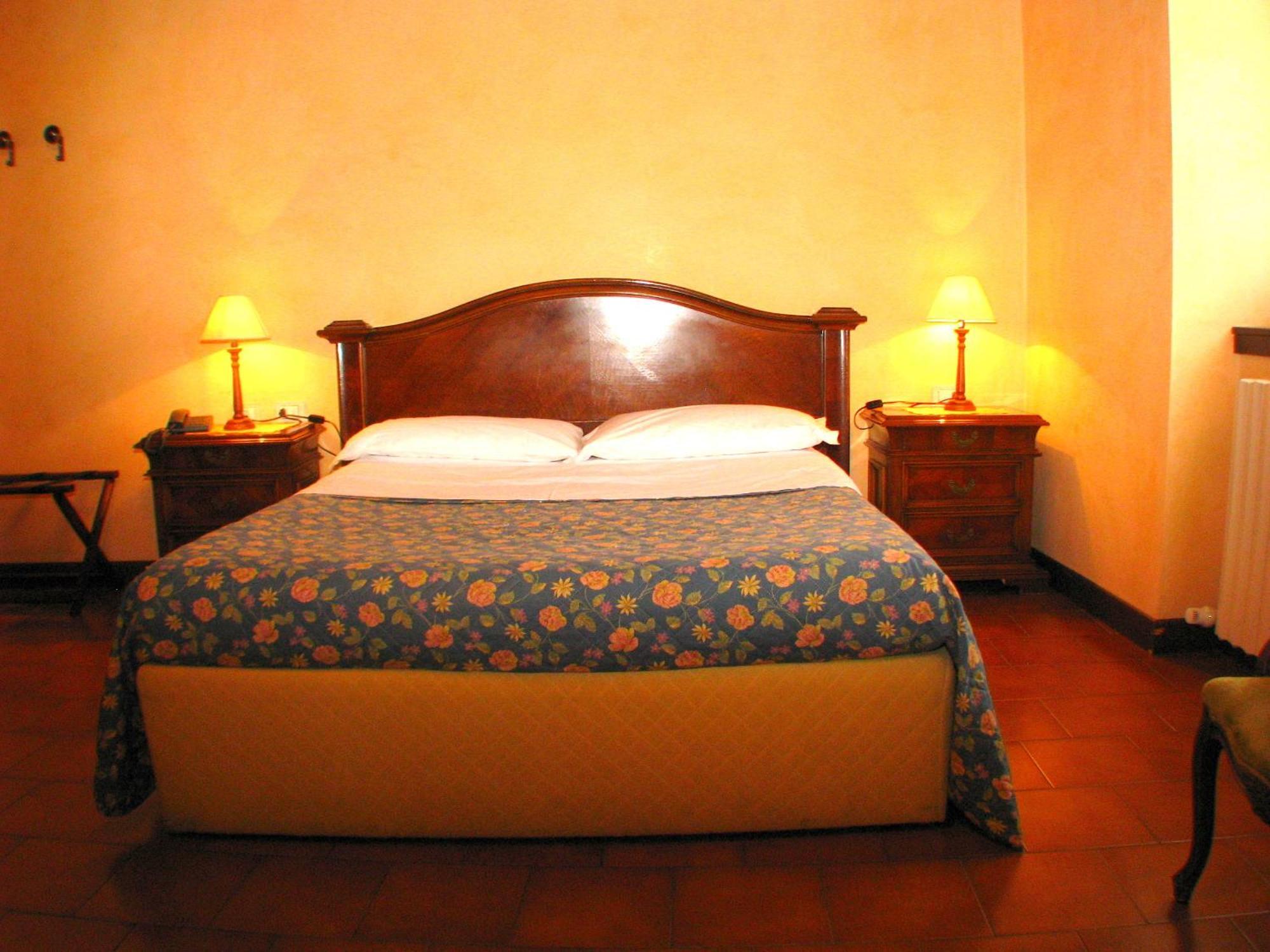 Orsenigo Agriturismo Cassinazza חדר תמונה