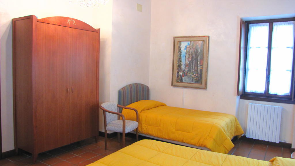 Orsenigo Agriturismo Cassinazza מראה חיצוני תמונה